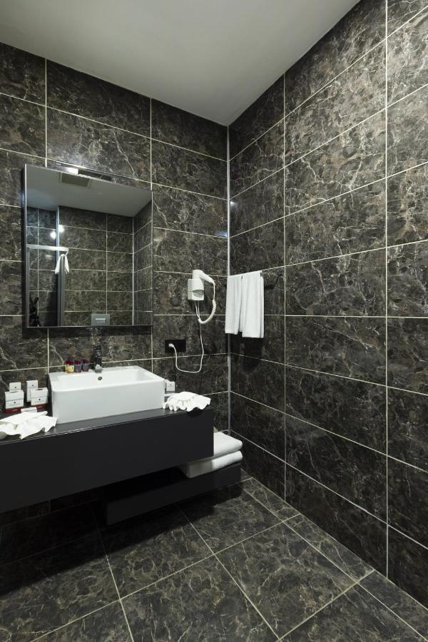 באטומי Euphoria Apartments מראה חיצוני תמונה