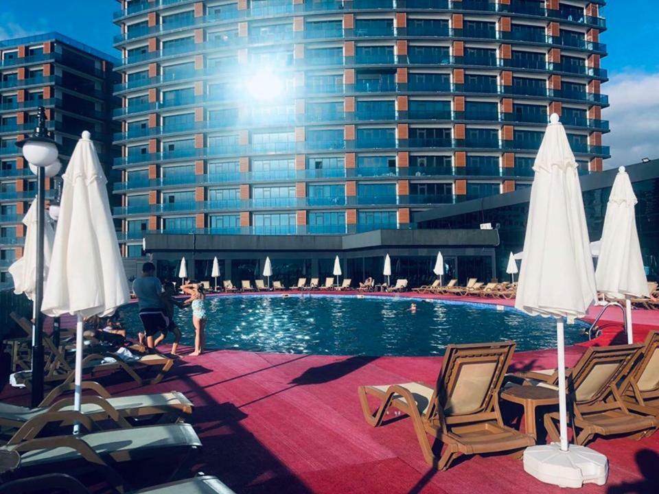באטומי Euphoria Apartments מראה חיצוני תמונה